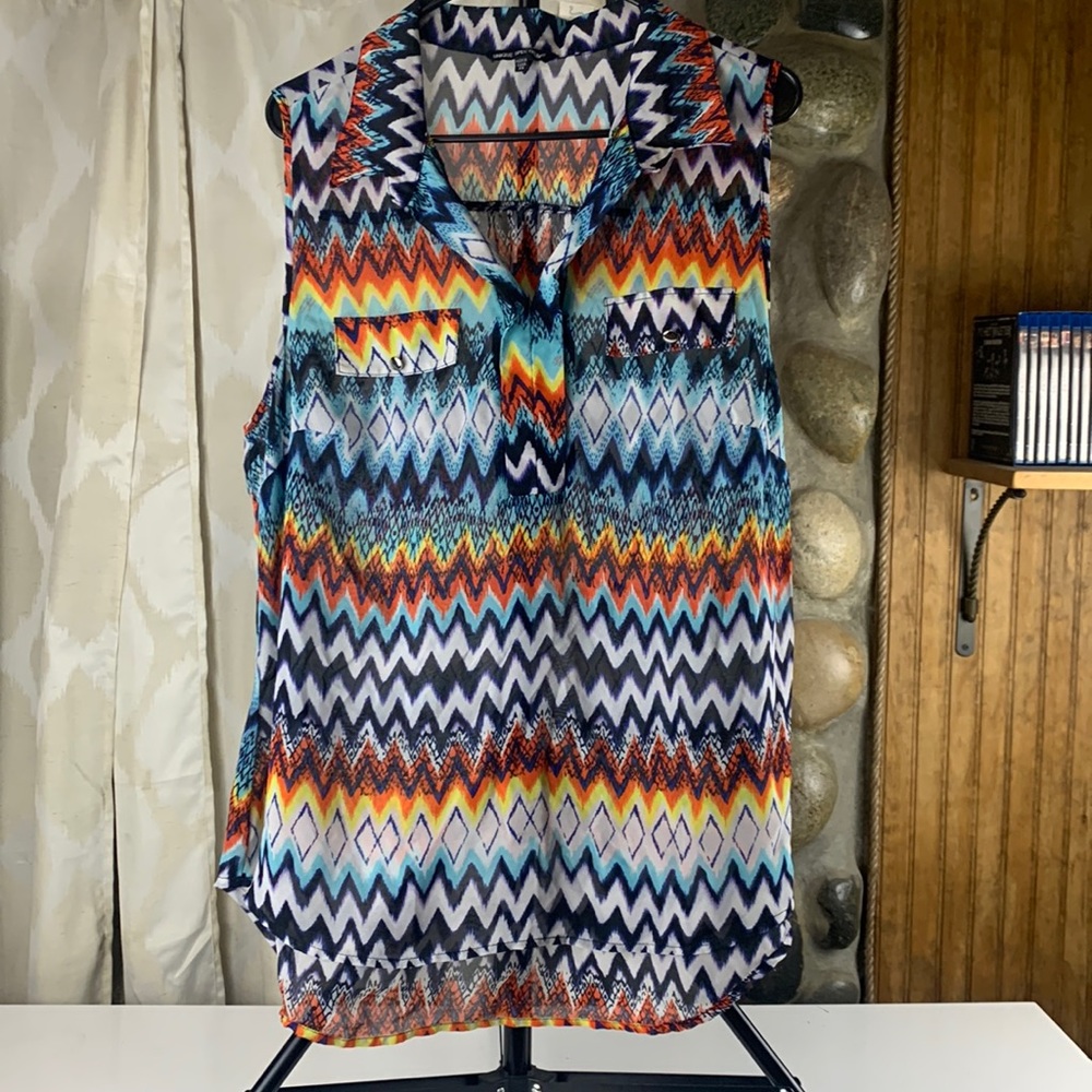 Unique Spectrum Women’s 2X Blouse
